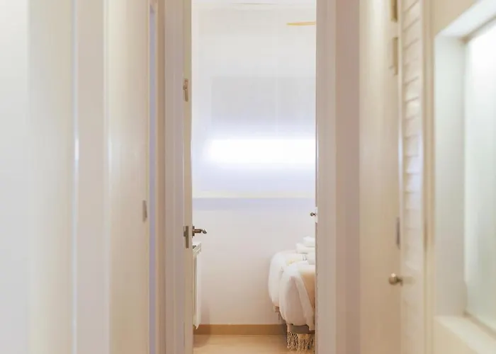 Апартаменты Bravissimo Hortes, 3-bedroom Centre Жирона