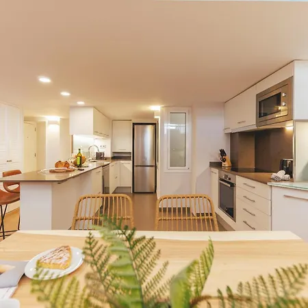 Bravissimo Hortes, 3-bedroom Centre *