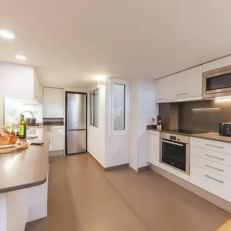 דירה Bravissimo Hortes, 3-bedroom Centre