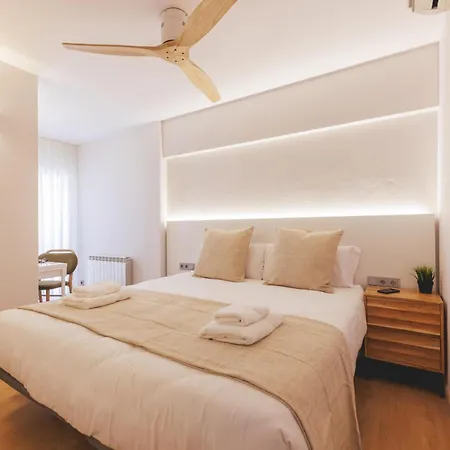 Apartamento Bravissimo Hortes, 3-bedroom Centre *