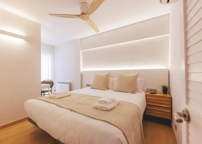 Appartement Bravissimo Hortes, 3-bedroom Centre *