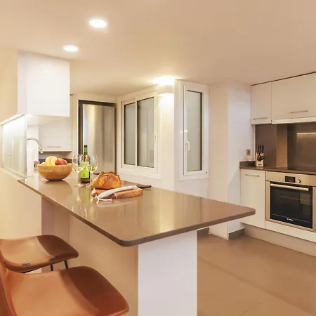 Bravissimo Hortes, 3-bedroom Centre Appartement *