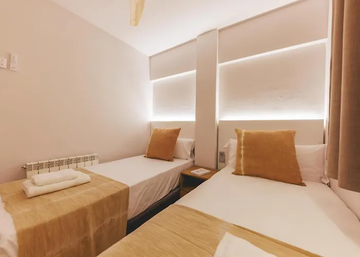 Bravissimo Hortes, 3-bedroom Centre شقة *