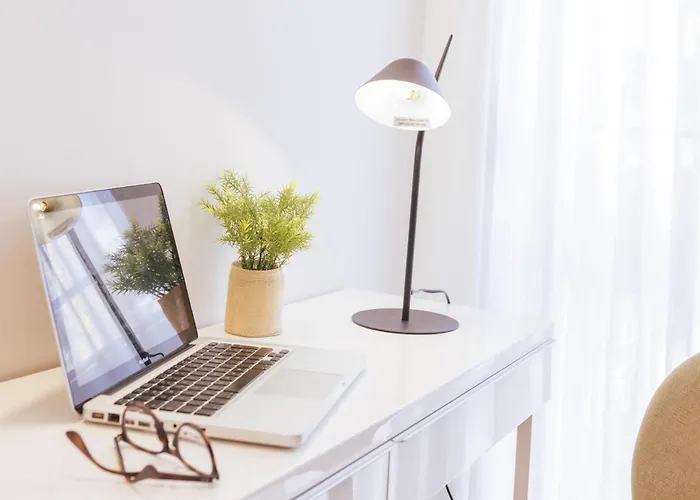 Bravissimo Hortes, 3-bedroom Centre شقة